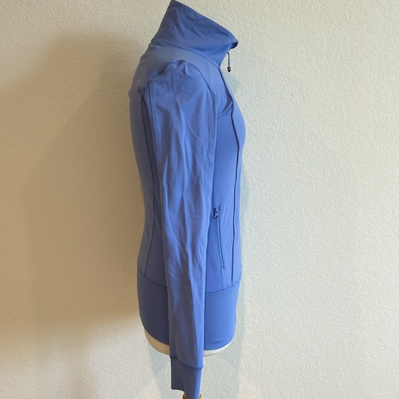 lululemon athletica Blue Jacket 🧥 💙🦋🧢 - Picture 3 of 8